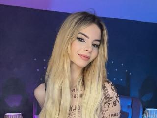 AmirraLovely Webcam Porno Live - Photo 9/21