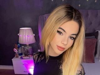 AmirraLovely Webcam Porno Live - Photo 4/21