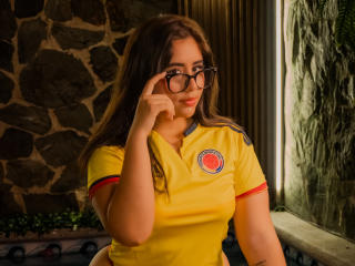 OliviaSanda Masturbation Cam Video - Photo 5/12