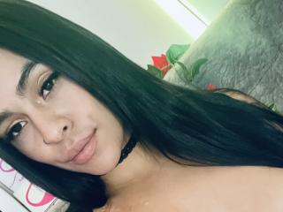 StellaBeckker Blowjob XXX Cams - Photo 15/21