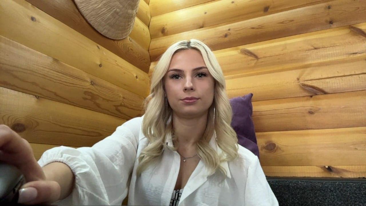 webcam model NidaLastinger from XloveCam webcam model NidaLastinger from XloveCam