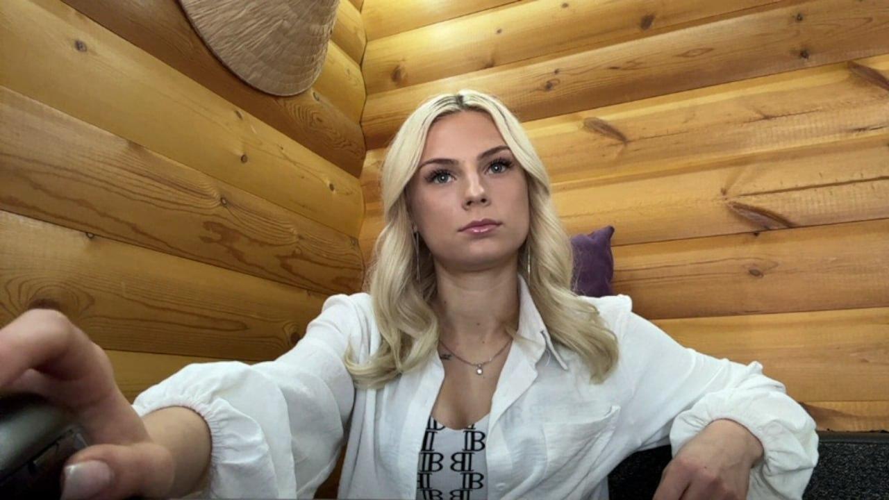 webcam model NidaLastinger from XloveCam webcam model NidaLastinger from XloveCam