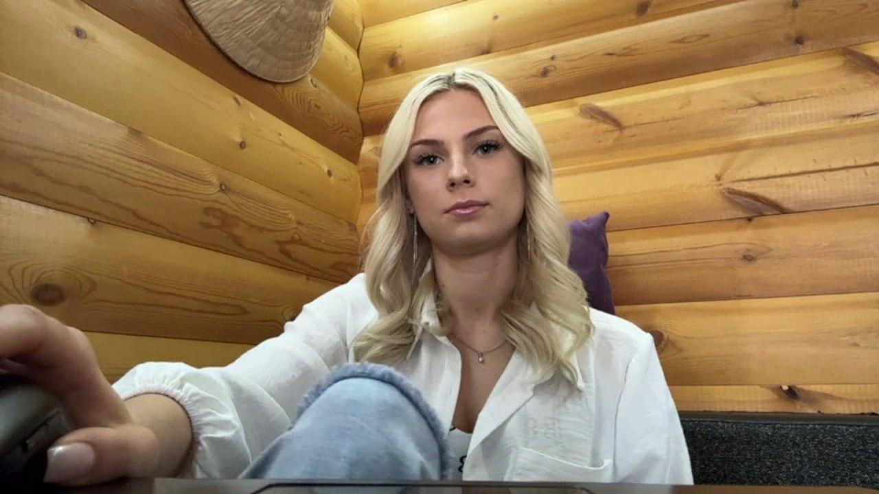 webcam model NidaLastinger from XloveCam webcam model NidaLastinger from XloveCam