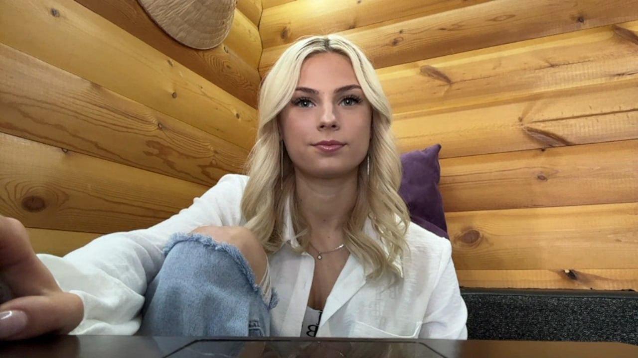 webcam model NidaLastinger from XloveCam webcam model NidaLastinger from XloveCam