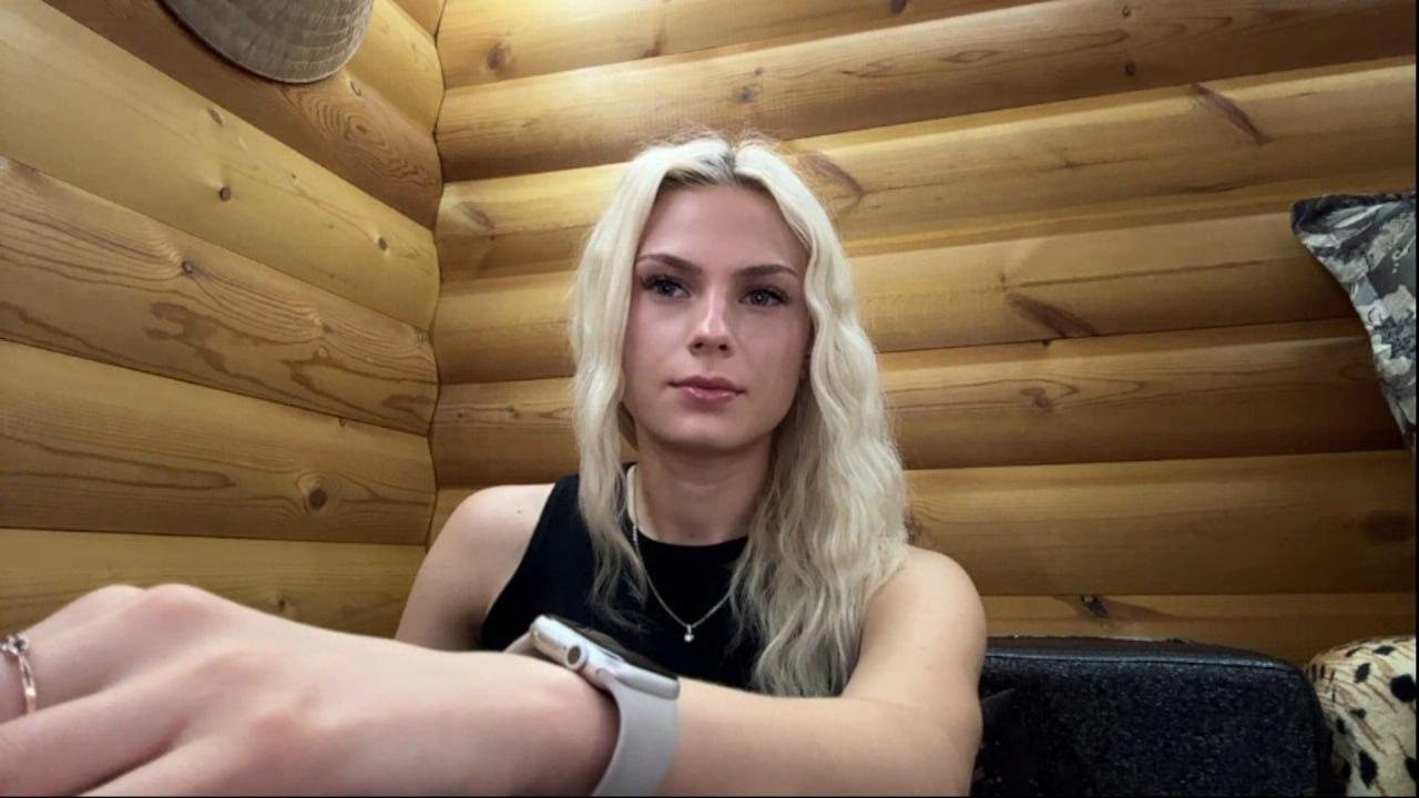 webcam model NidaLastinger from XloveCam webcam model NidaLastinger from XloveCam