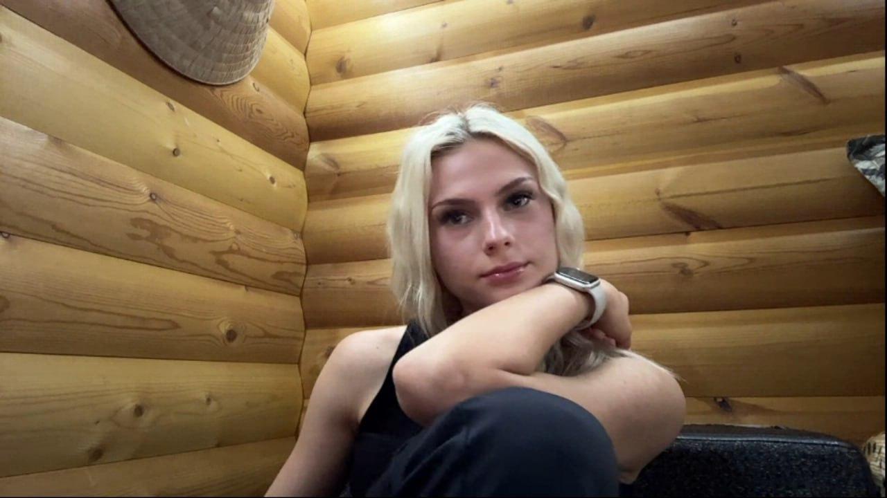 webcam model NidaLastinger from XloveCam webcam model NidaLastinger from XloveCam