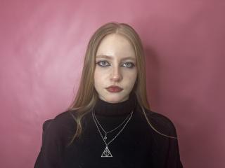 Watch FelicitaZakrajsek Live on XLoveCam