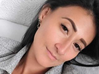 SharissWilliam Blowjob XXX Cams - Photo 15/21