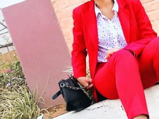 Watch  Rominah live on XLoveCam
