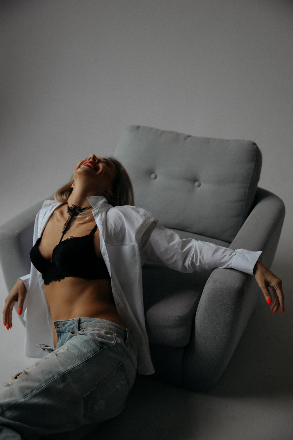 webcam model AlessandraMissx from XloveCam webcam model AlessandraMissx from XloveCam