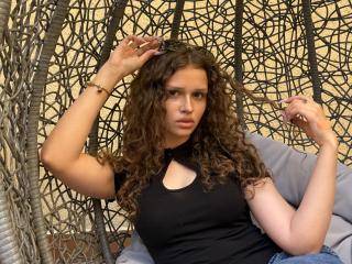 CurlyElina Webcam Sexe Direct - Photo 5/16