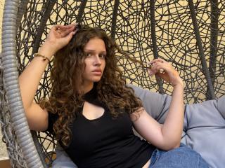 CurlyElina Webcam Sexe Direct - Photo 4/16