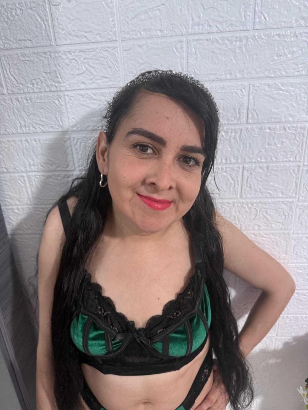 webcam model DianaLane from XloveCam webcam model DianaLane from XloveCam