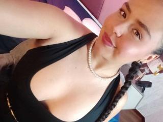 ArielleWilde Webcam Porno Live - Photo 10/21