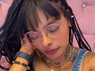 EmmaEbony Boobs Liveshow - Photo 10/21