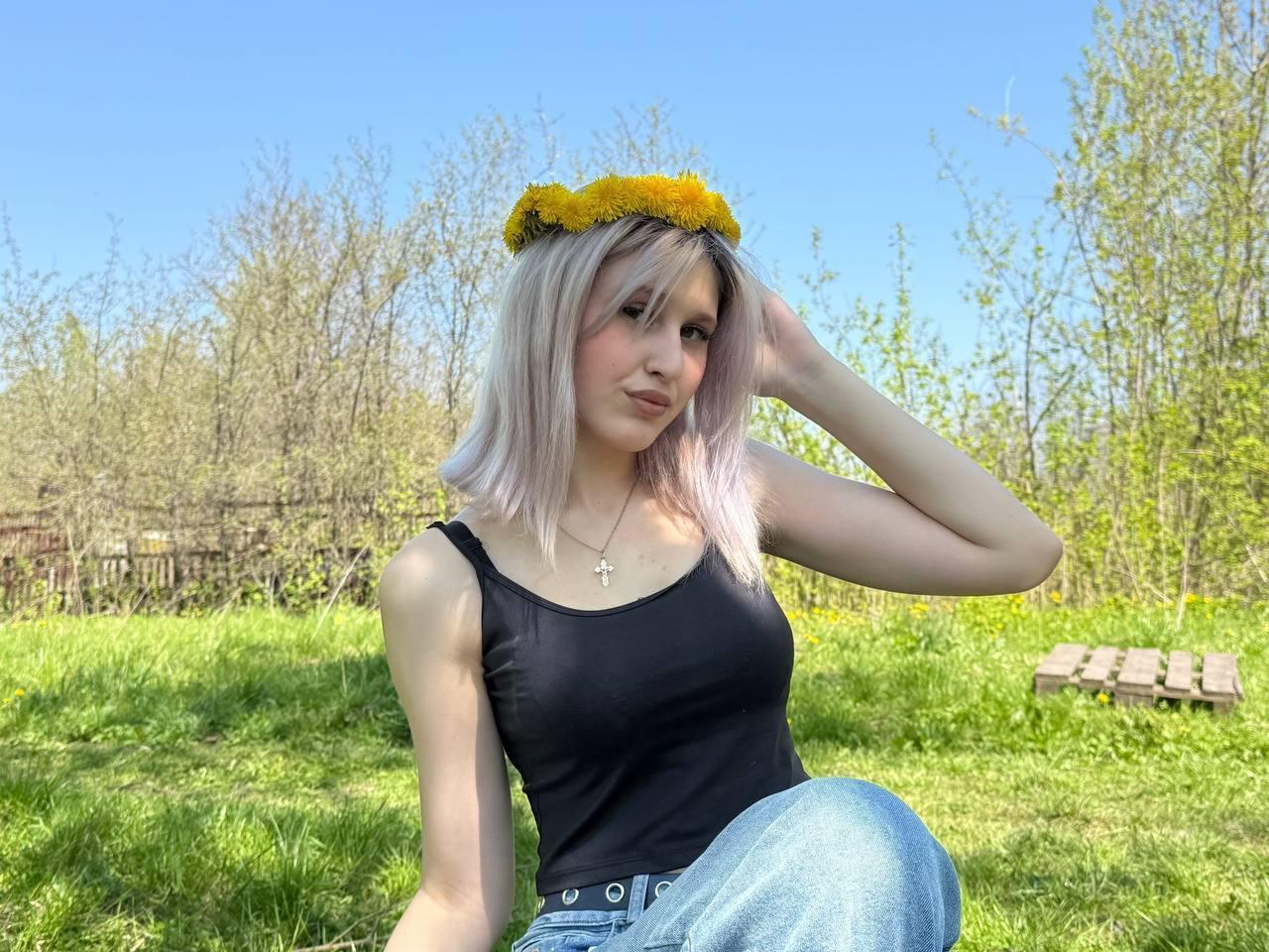 webcam model VinitaFiliault from XloveCam webcam model VinitaFiliault from XloveCam