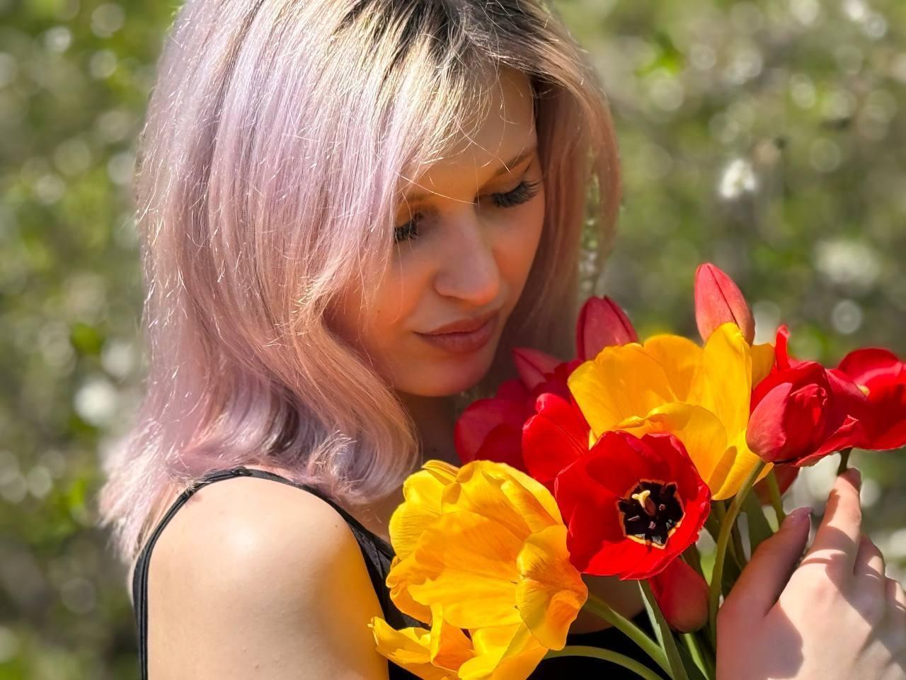 webcam model VinitaFiliault from XloveCam webcam model VinitaFiliault from XloveCam