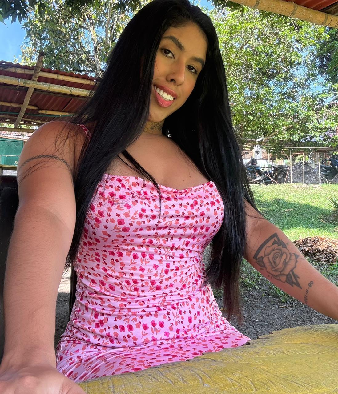 webcam model Chanelly from XloveCam webcam model Chanelly from XloveCam
