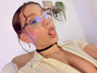 SophiaBrowm Fellation XXX Cams - Photo 14/21