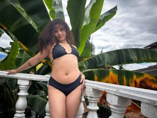 SofiaPassionne Blowjob XXX Cams - Photo 7/21