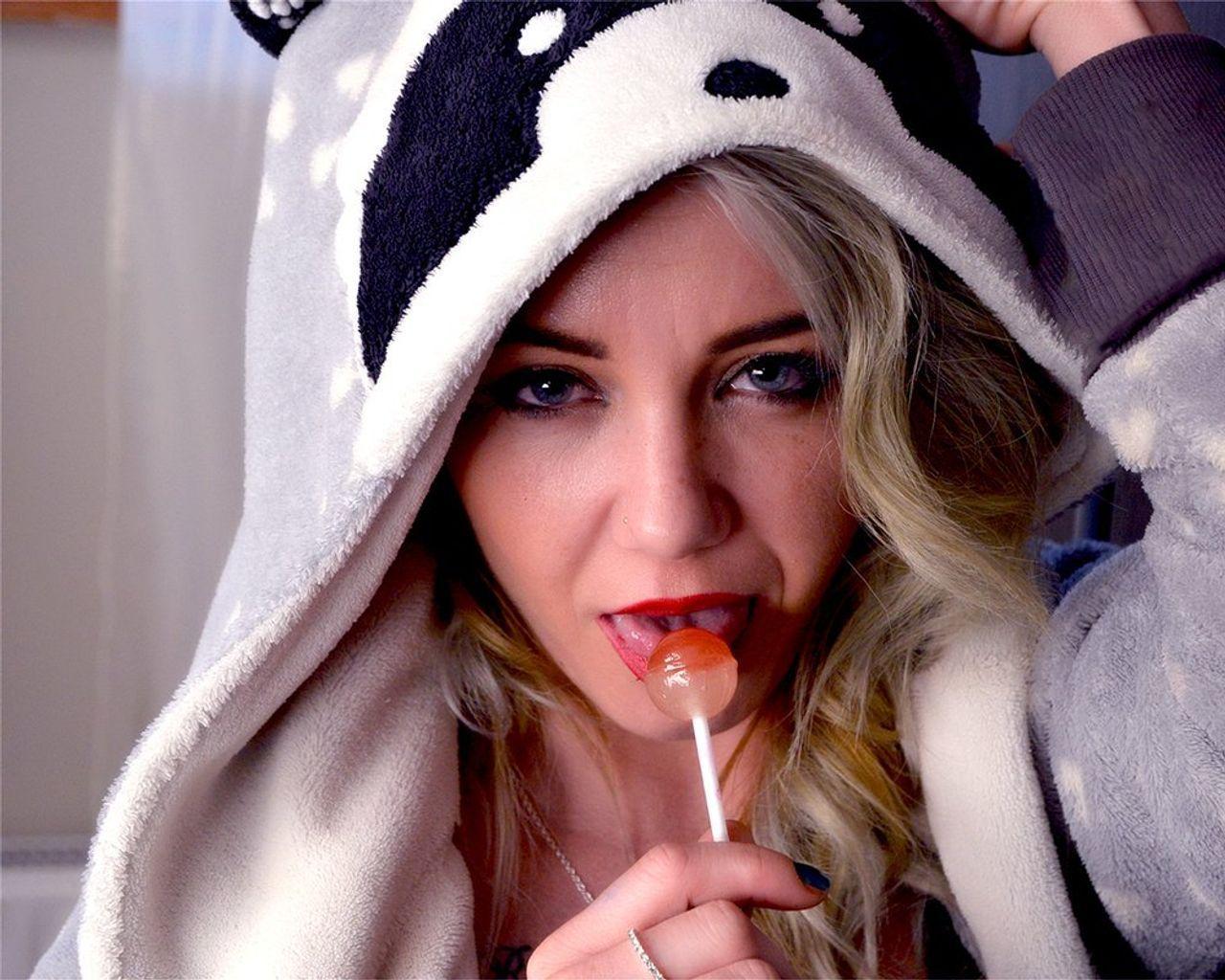 webcam model VeraNoires from XloveCam webcam model VeraNoires from XloveCam