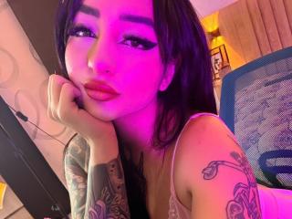 ScarletFeline Blowjob XXX Cams - Photo 10/16