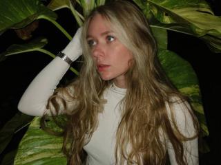 LennaTjandra Image Gallery