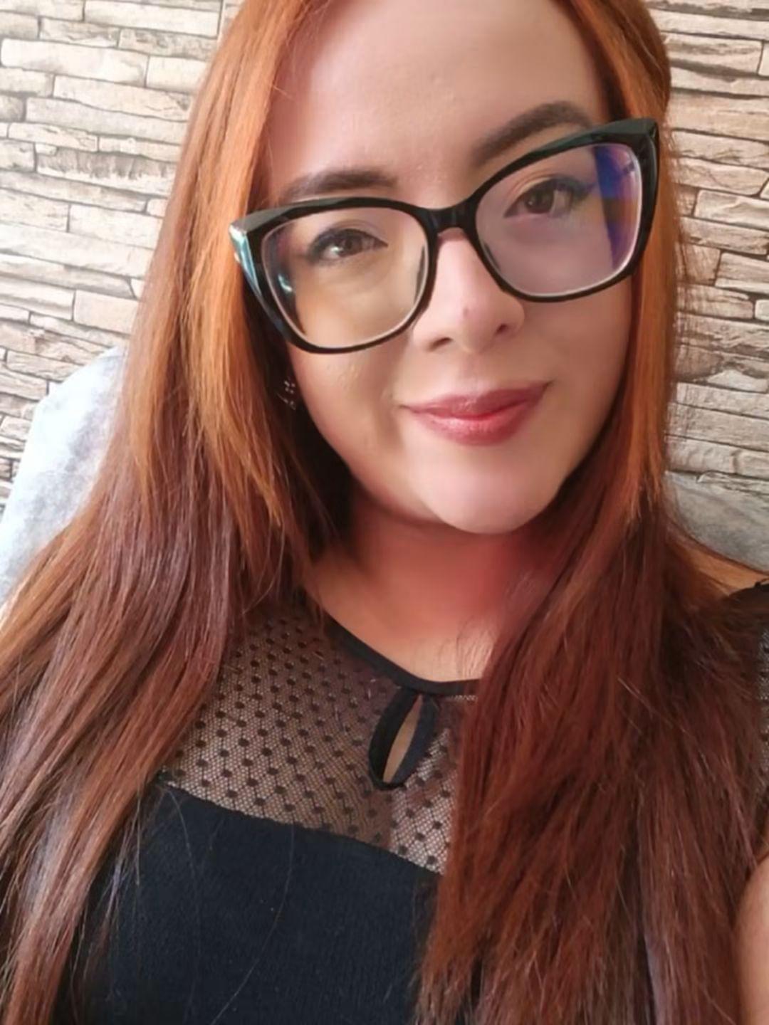 webcam model AntonellaRodika from XloveCam webcam model AntonellaRodika from XloveCam