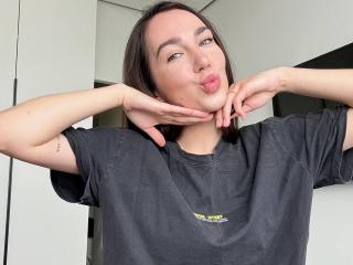 AraiaSheri Webcam Porno Live - Photo 18/21