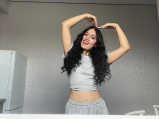 MeaghanGrigalonis Hot Liveshows - Photo 7/21