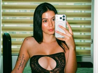IsabellaJames Hot Pussy - Photo 6/21
