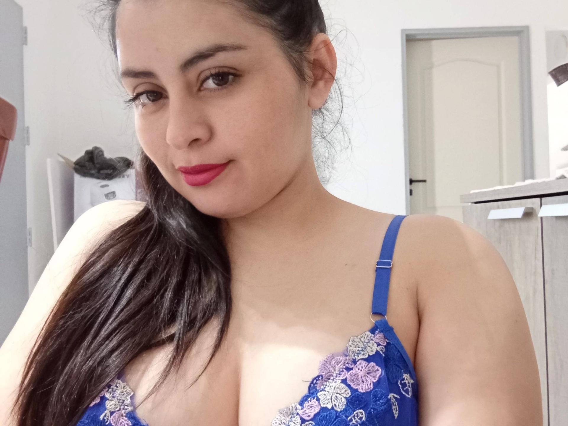 webcam model VeliSex-hot from XloveCam webcam model VeliSex-hot from XloveCam
