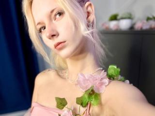 DierdreLorenzano Amateur Live Cam - Photo 8/21