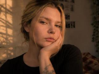 LeeMako Anal en Webcam Live - Photo 18/20