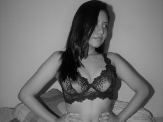LolaGibson Image Gallery