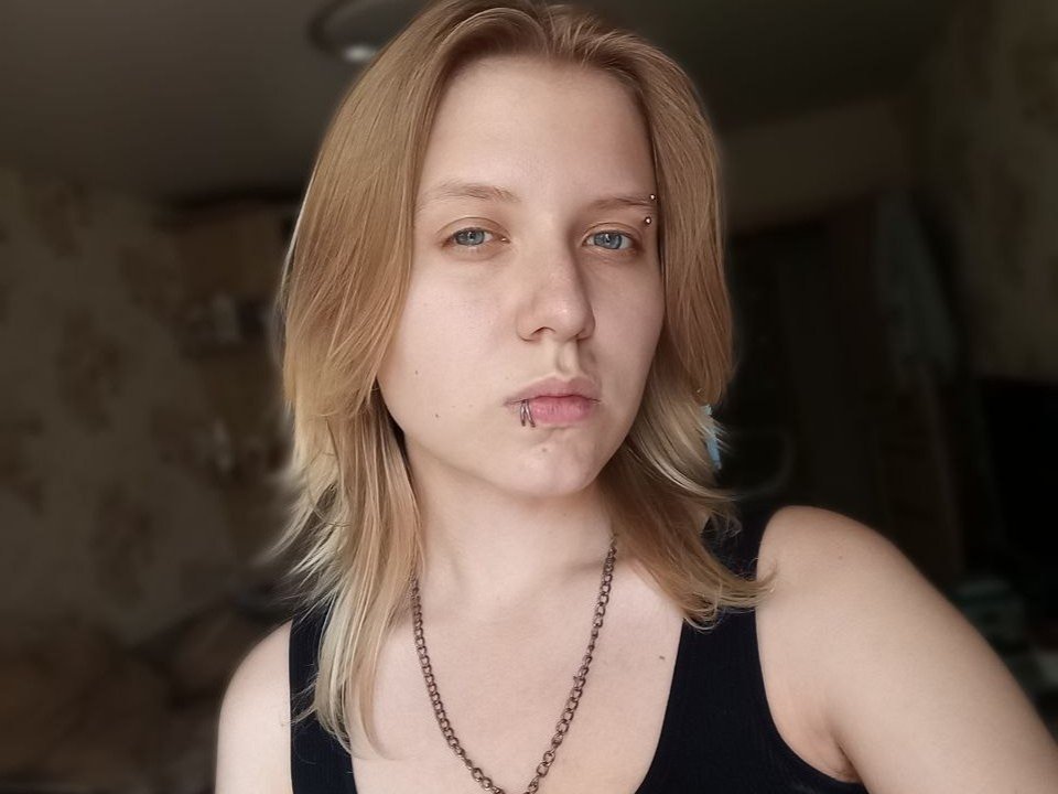 VikiCharm — live cam photo 1