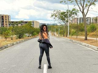 AntonelaRiveiro Webcam Porno Live - Photo 9/20