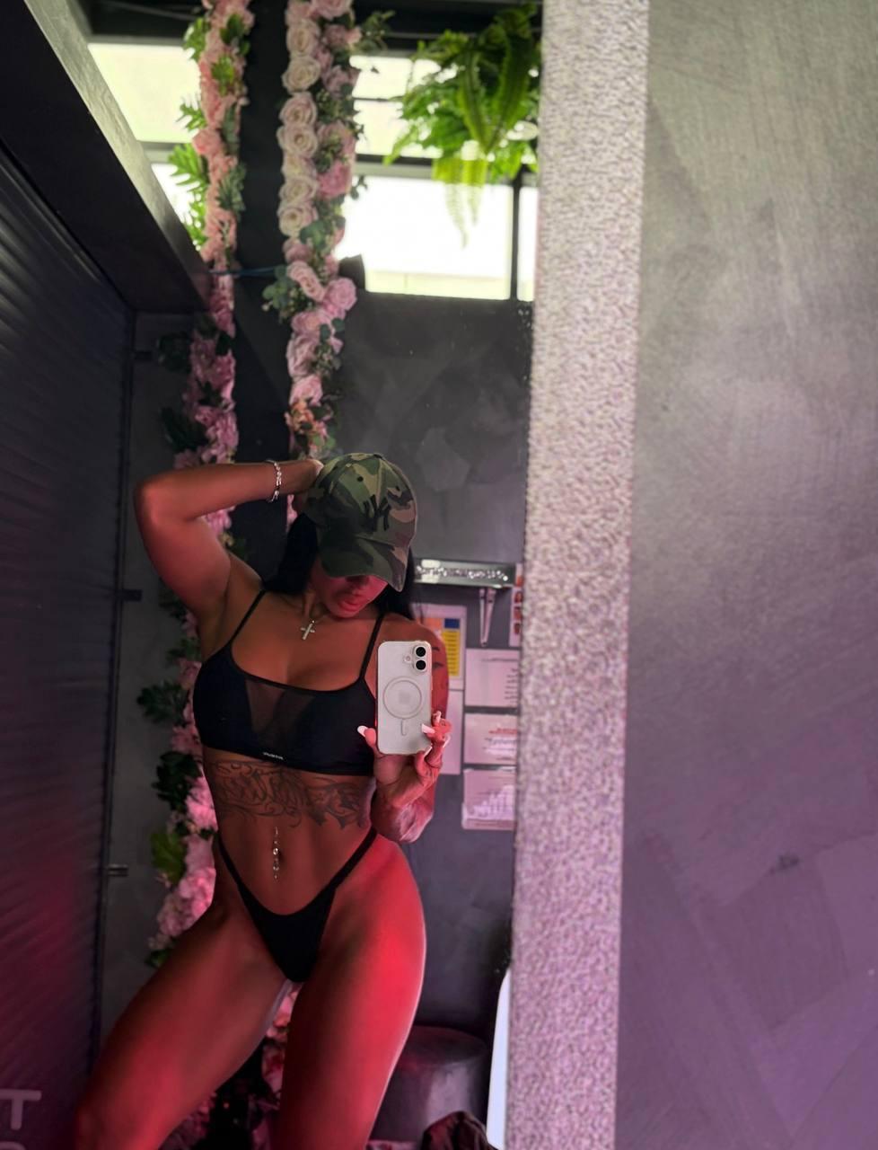webcam model SonyaStorm from XloveCam webcam model SonyaStorm from XloveCam