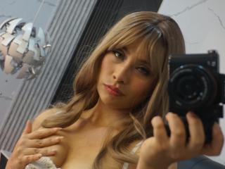 Ilaynna Chatte en Chaleur - Photo 19/21