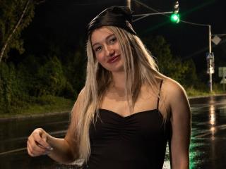 HollyTaillor Videos Liveshows - Photo 7/21