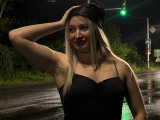 HollyTaillor Image Gallery