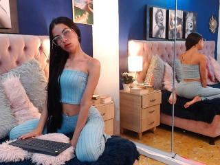 ZoeLux MILF Live - Photo 17/21