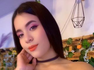LucieMilner Anal Livecam - Photo 18/21