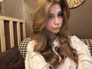 LauraleePenderel Anal en Webcam Live - Photo 13/21