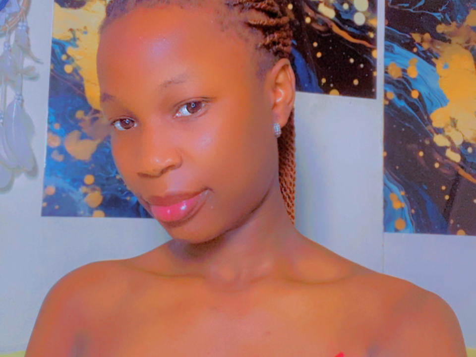 JazzBerry — live cam photo 4