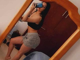 AntonellaFerro Webcam Porno Live - Photo 4/11