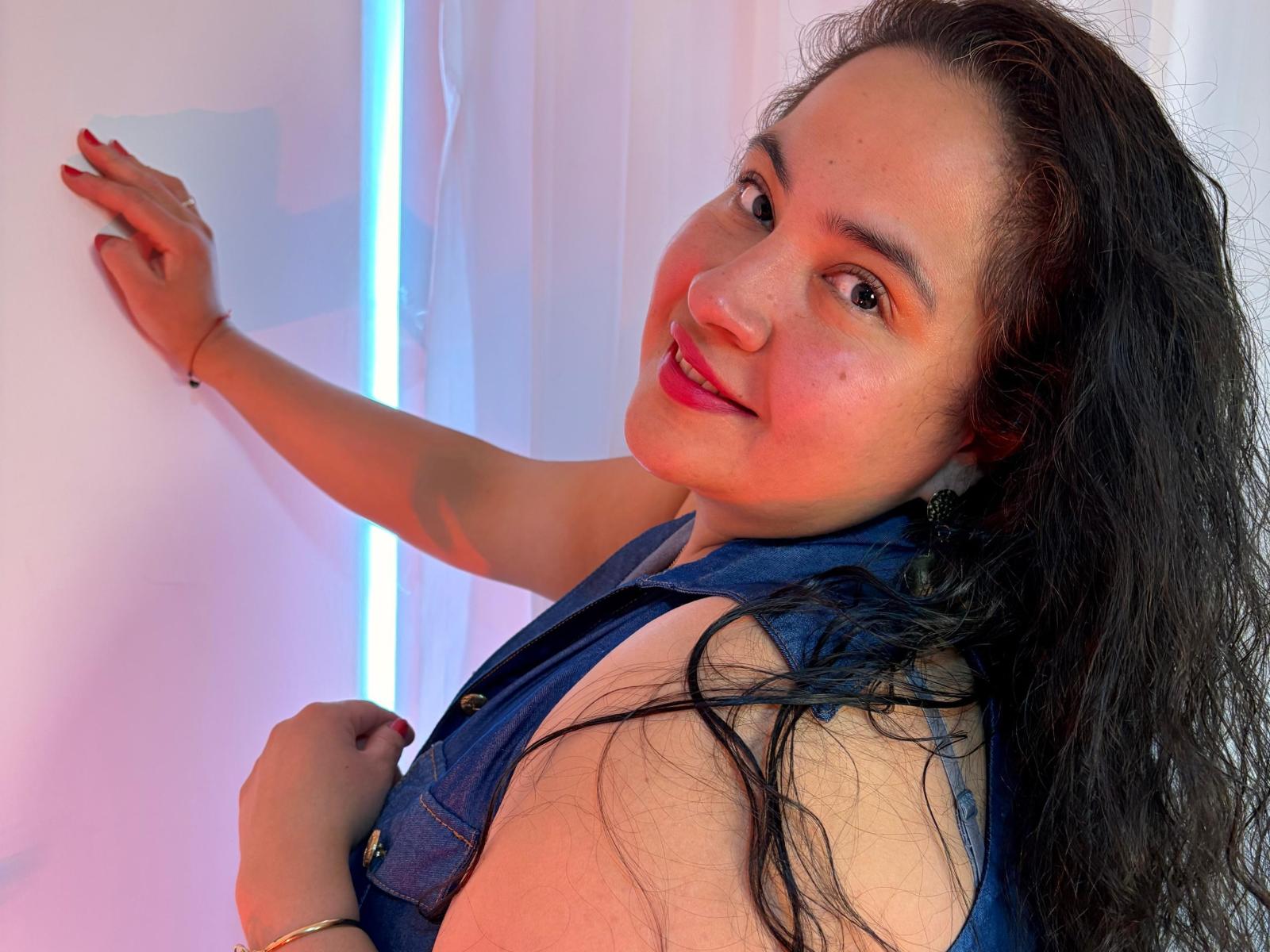 JadeBellee — live cam photo 5