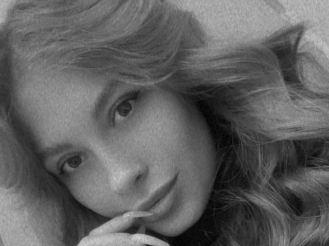 CristalAispuro — live cam photo 3