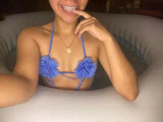 JuliaBennett Show Porno en Live - Photo 17/21