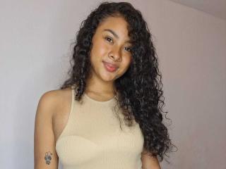 LuciaTolozaOne Anal Livecam - Photo 13/14